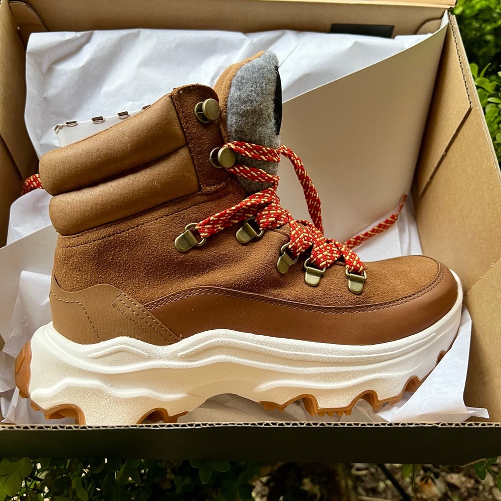 Sorel Kinetic Breakthrough Conquest Boot - Picture 2 of 7